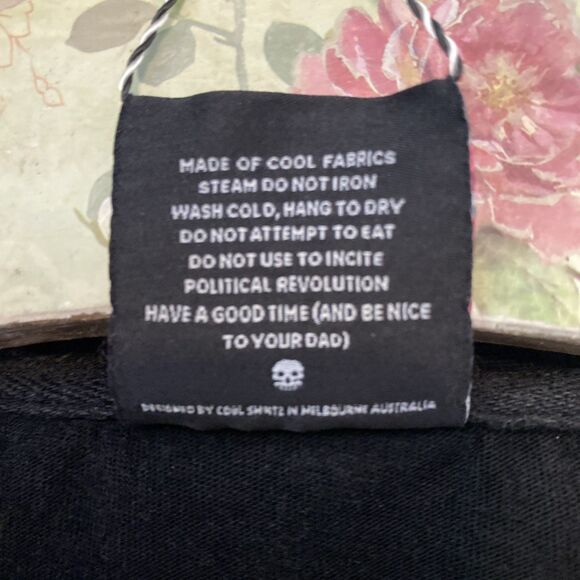 NWT “SWORD" XL Long Sleeve Cold Ones Maxmoefoe Chad Cool Shirtz RARE! Unisex - Picture 10 of 12